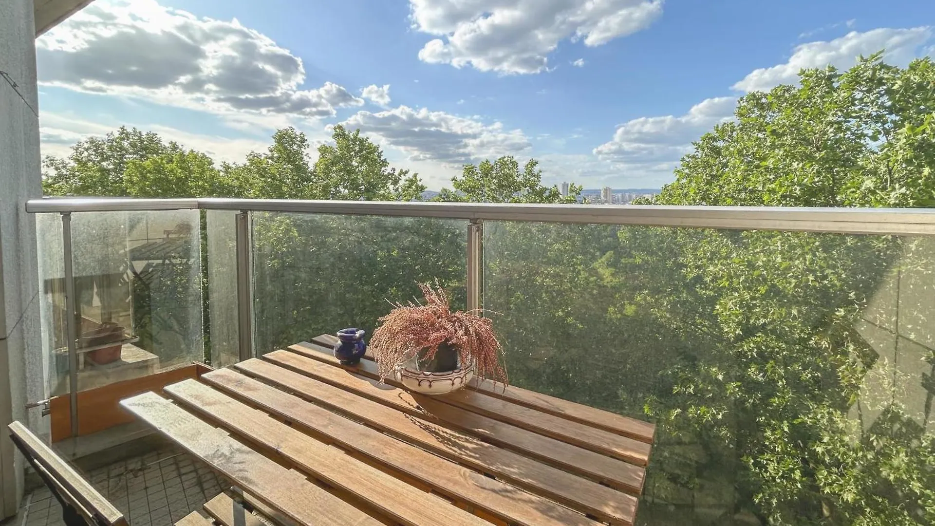 Spacious 2-Bedroom Apartment With Balcony Steps From Buttes-Chaumont Park Paris